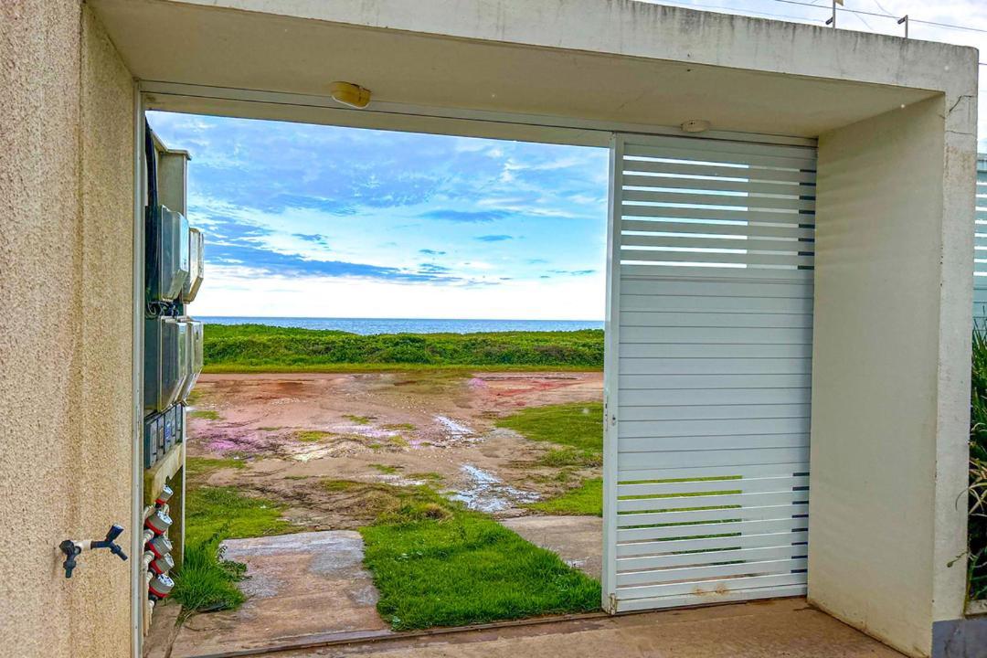 Casa Em Frente Ao Mar C Lazer Em Barra De Sao Joao *